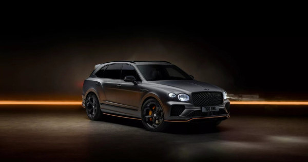 Bentley Bentayga S Black Edition, Hadirkan Aura Garang Dengan Aksen Warna Hitam