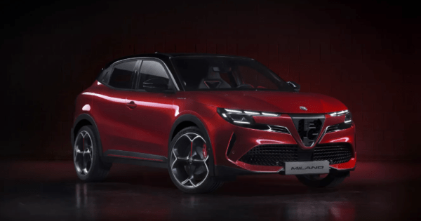 Alfa Romeo Luncurkan Mobil Listrik Pertamanya, Harga Rp500 Jutaan