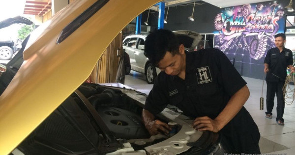 Sering Mendengar Istilah Turun Mesin untuk Mobil, Ini Gejala dan&nbsp;Penyebabnya